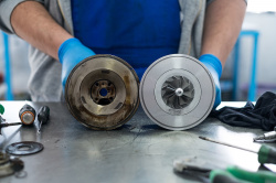 Процесс чистки турбокомпрессора